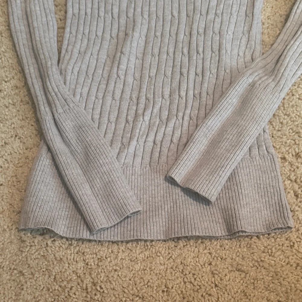Express Light Gray Ribbed Knit Top - Picture 3 of 3